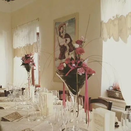 Inn Sui Passi Di Francesco Valfabbrica